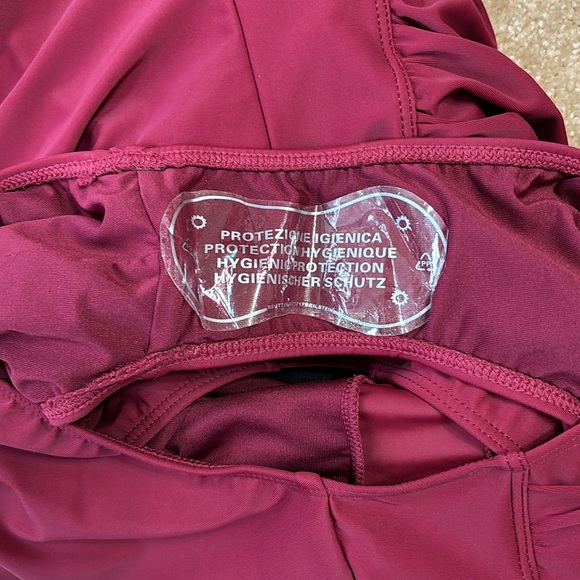 NWT H2OH!‎ Ruched One Piece Colours Out of this World Swimsuit Women XXL - Picture 7 of 10